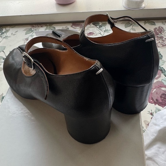 Maison Margiela black mary jane tabi - Picture 3 of 13